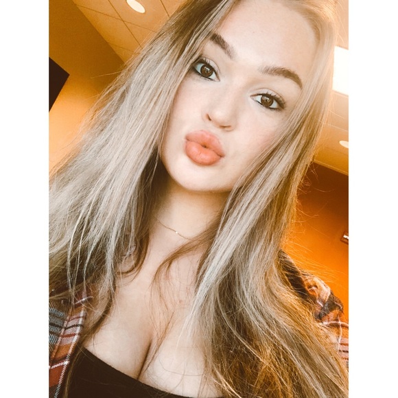 alexalaine95